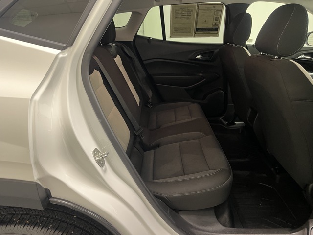 2025 Chevrolet Trax LS photo 3