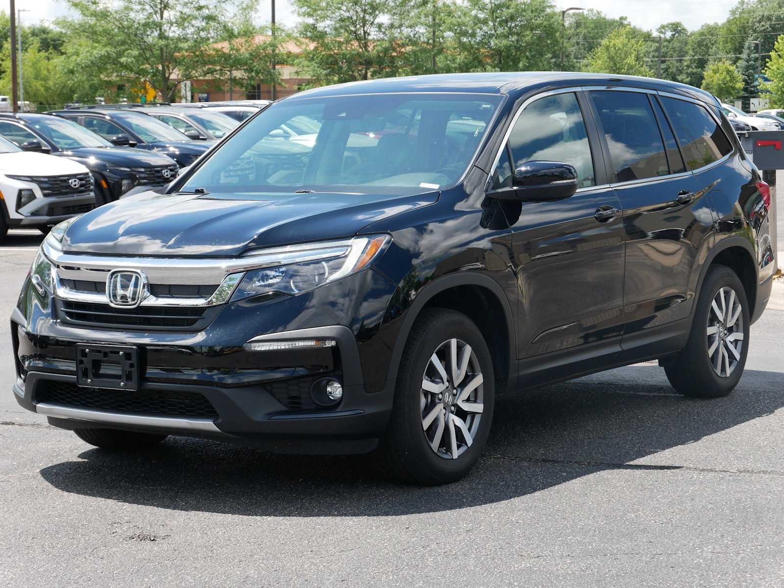 Used 2022 Honda Pilot EX-L with VIN 5FNYF6H53NB094517 for sale in Mankato, Minnesota