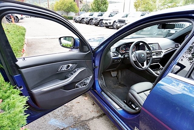 Used 2022 Blue BMW 330i image 42
