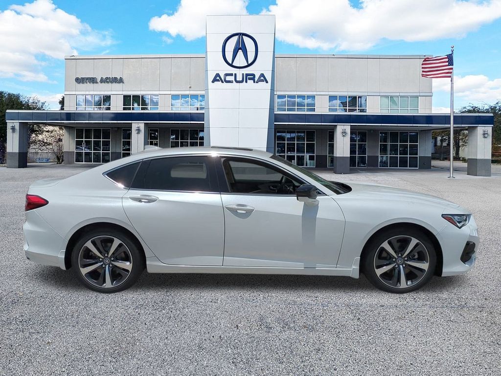 2025 Acura TLX Technology photo 4