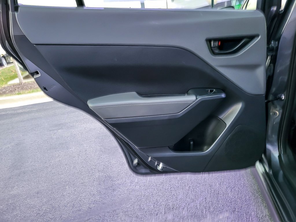 2024 SUBARU CROSSTREK - Image 16