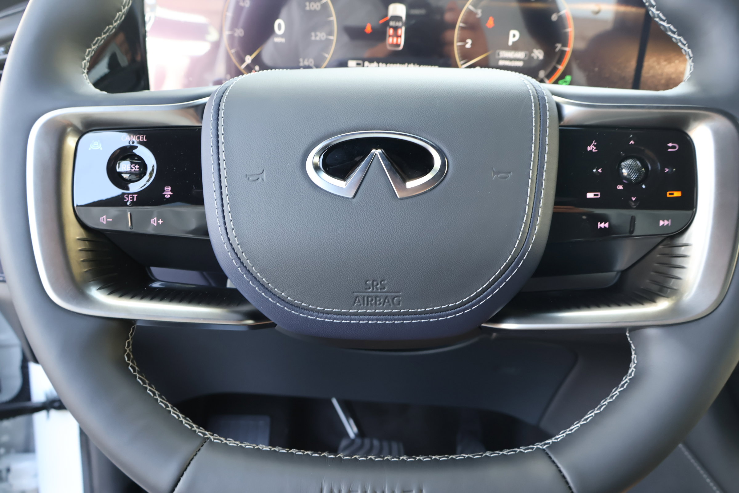 2026 Infiniti QX80 Sensory photo 23