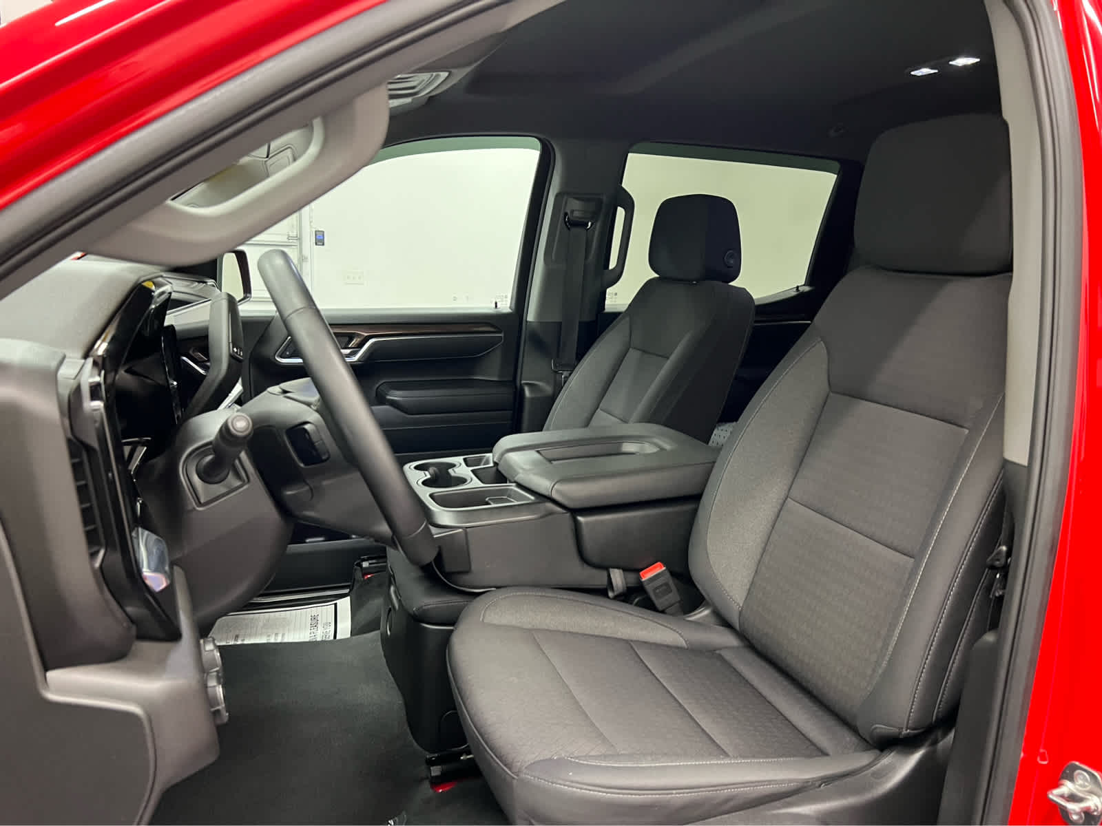 2025 Chevrolet Silverado 1500 LT photo 7