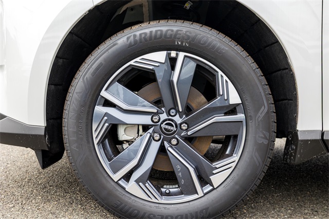 2025 Nissan Murano SL photo 9