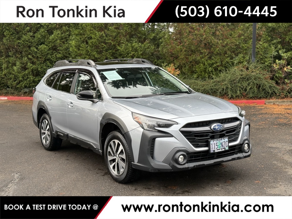 2023 Subaru Outback Premium's photo