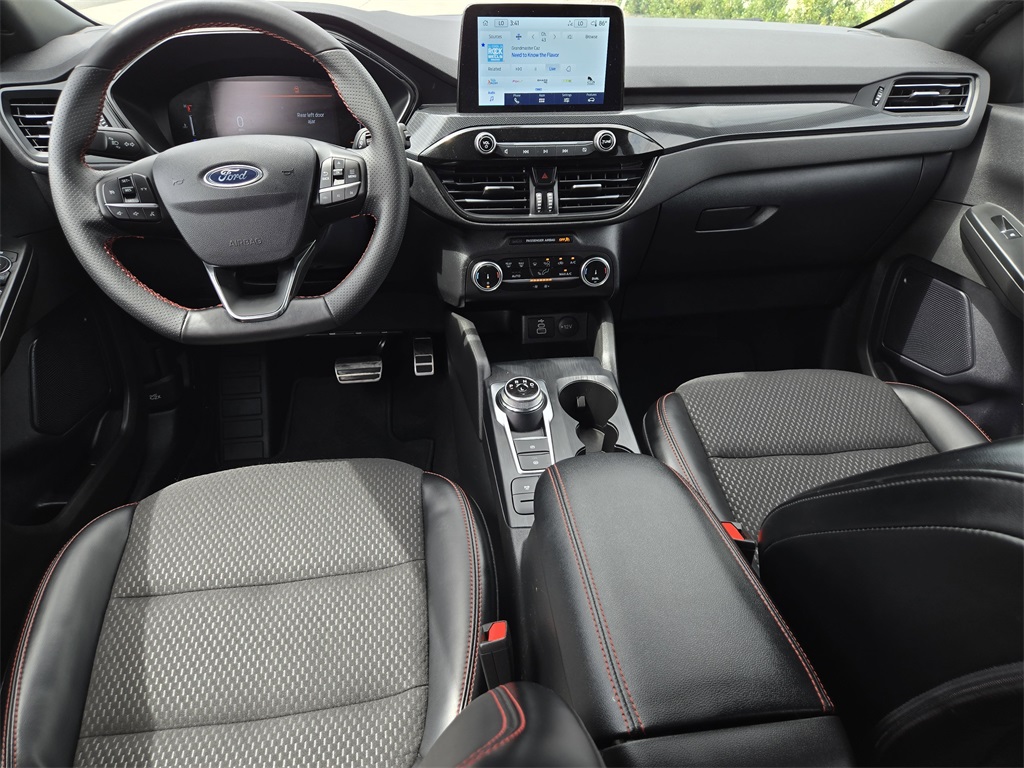 2024 Ford Escape ST-Line photo 22
