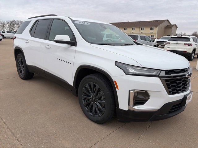 2023 Chevrolet Traverse RS's photo