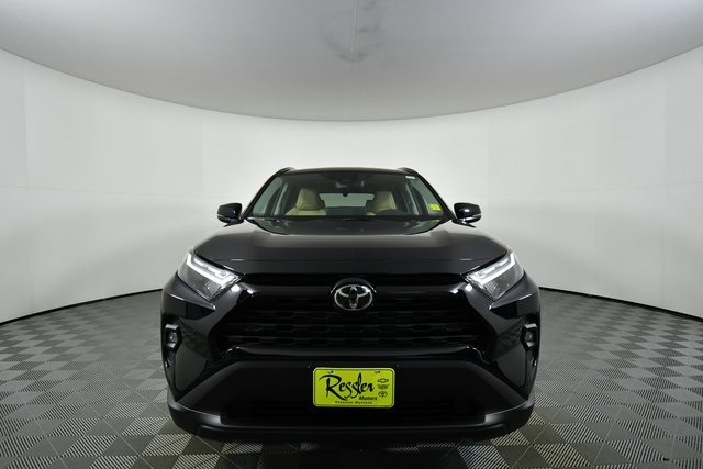 2025 Toyota RAV4 XLE Premium photo 3
