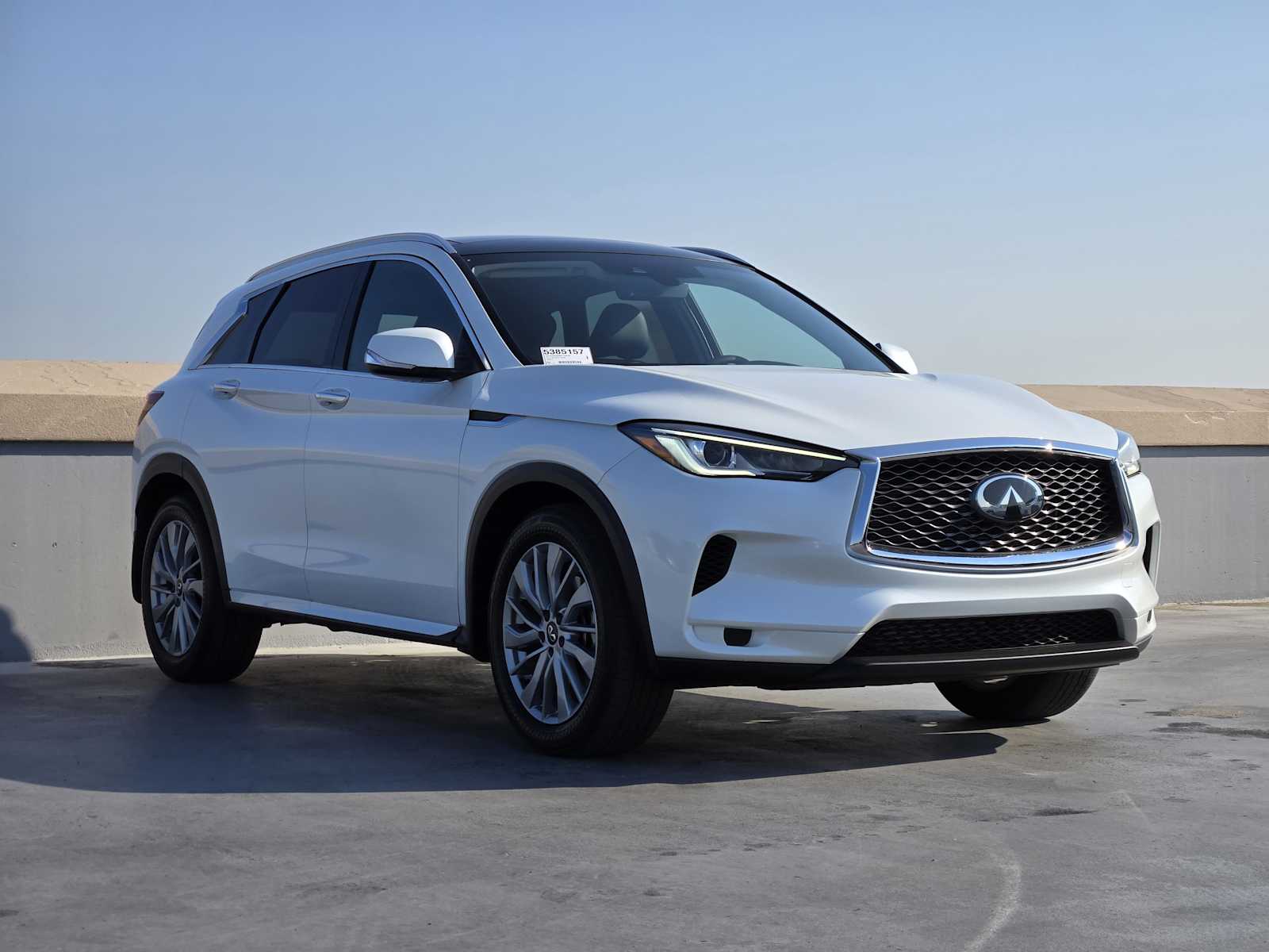 2024 Infiniti QX50 Luxe photo 3