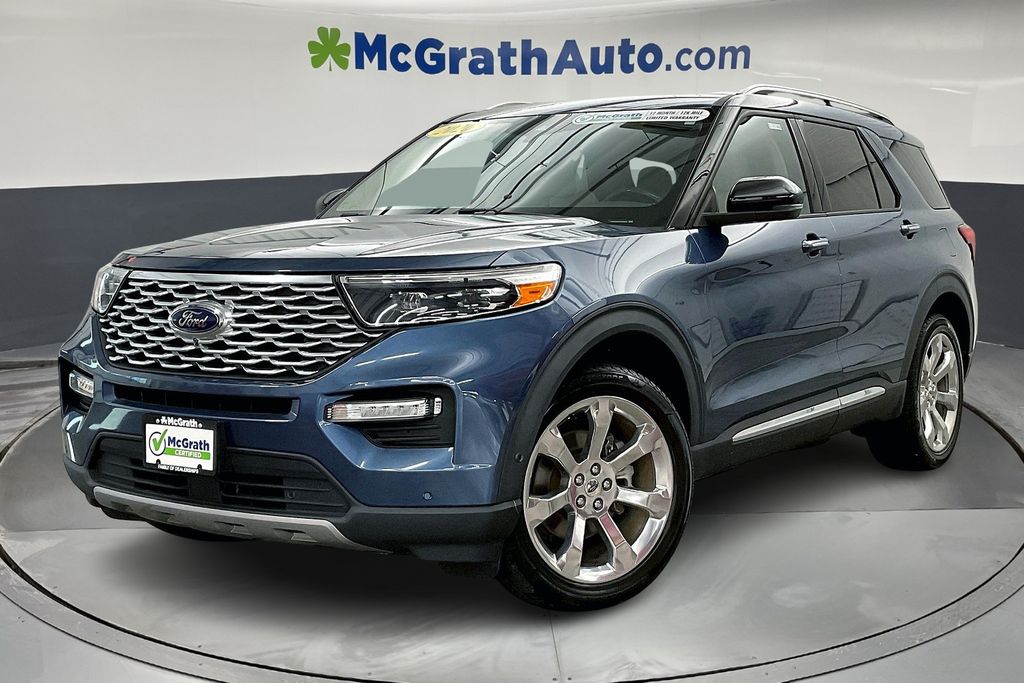 2020 Ford Explorer Platinum photo 2