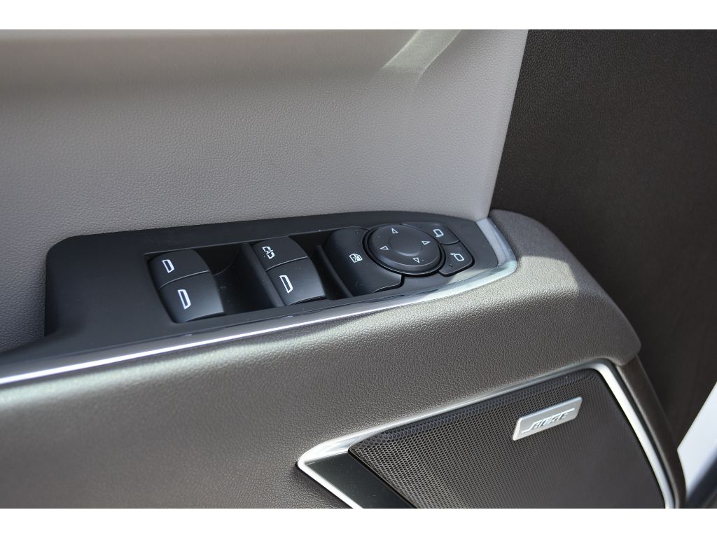 2025 Chevrolet Silverado 1500 RST photo 15