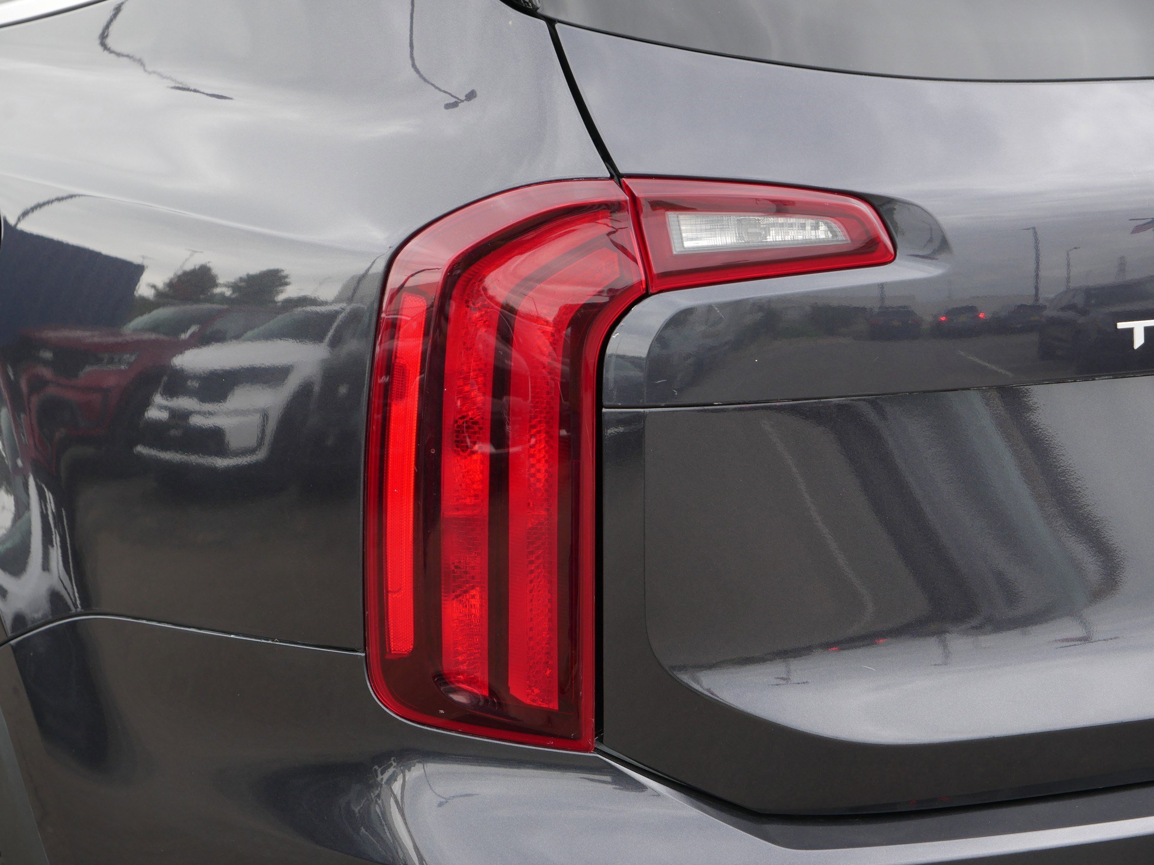 2025 Kia Telluride S photo 17