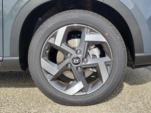 2026 Hyundai Venue SEL photo 4