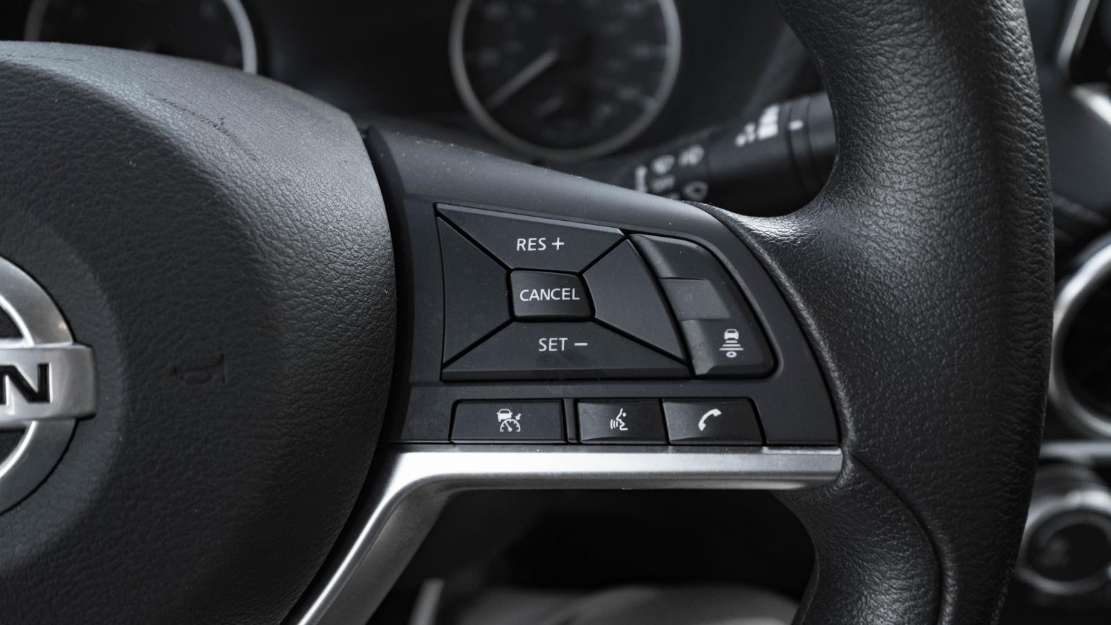 2023 Nissan Sentra SV photo 18