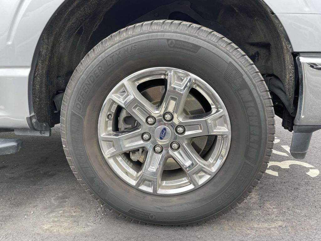 2021 Ford F-150 XLT photo 5