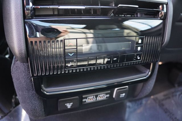 2024 Jeep Wagoneer Series II Carbide photo 20