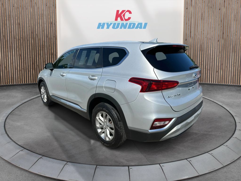 2019 Hyundai Santa Fe SEL photo 9
