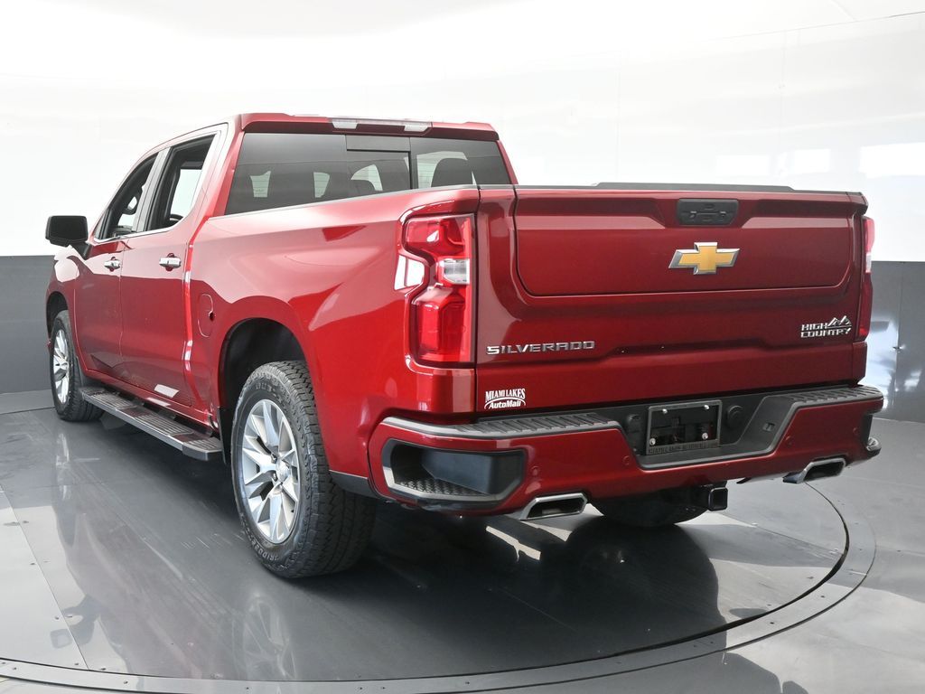 2022 Chevrolet Silverado 1500 High Country photo 4