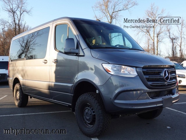 2023 Mercedes-Benz Sprinter Crew Van
