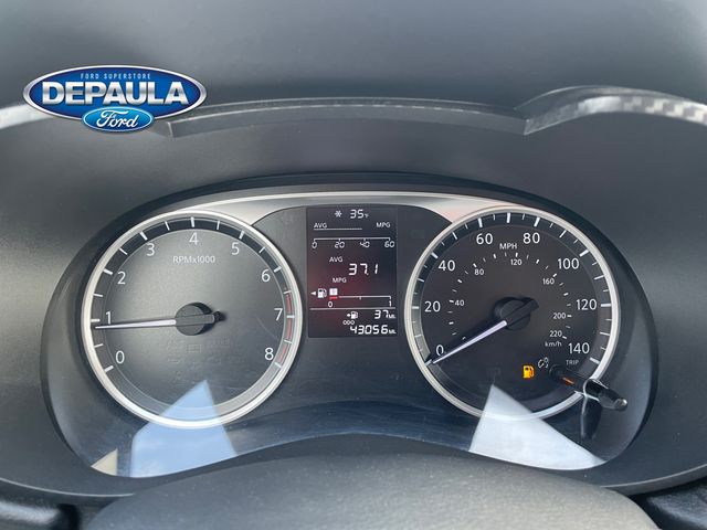 2021 Nissan Versa 1.6 S photo 2