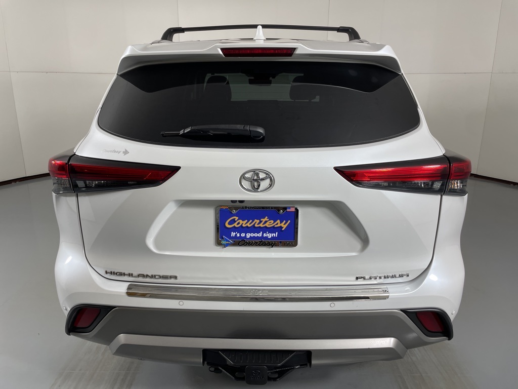 2022 Toyota Highlander Platinum photo 7