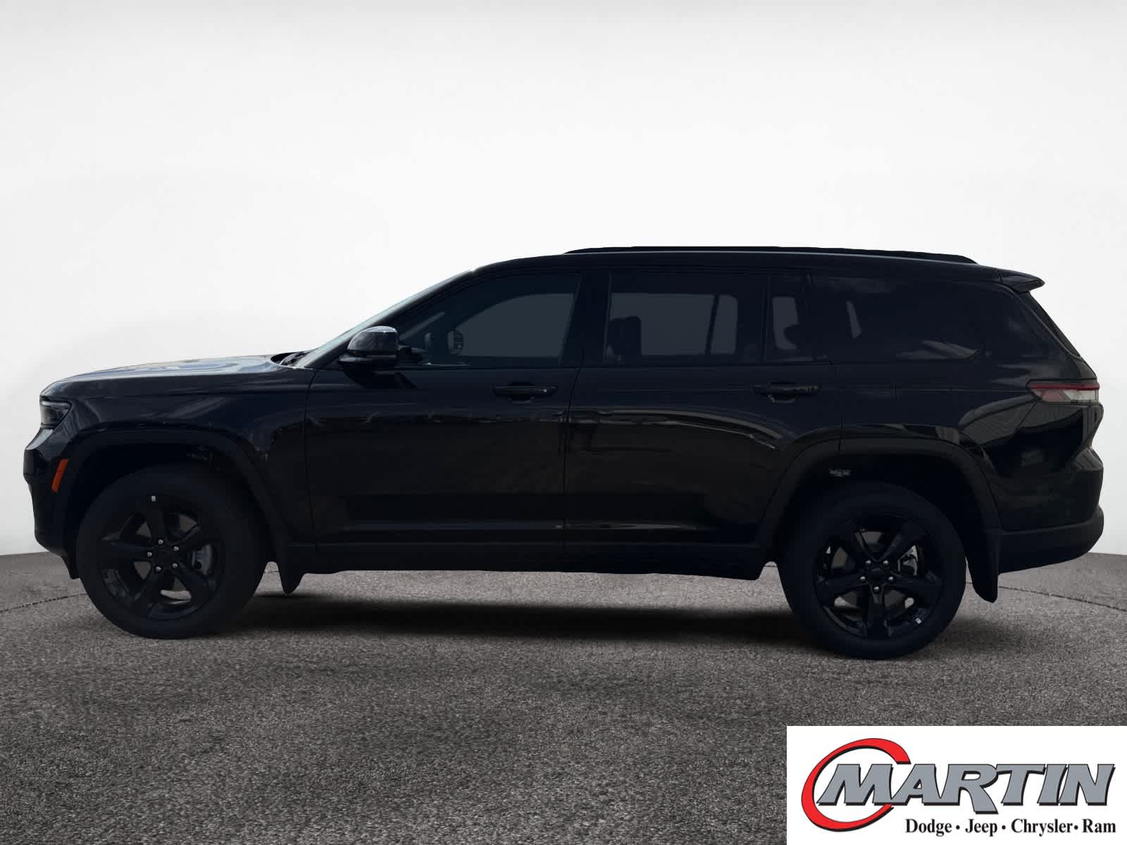 2025 Jeep Grand Cherokee Limited photo 2