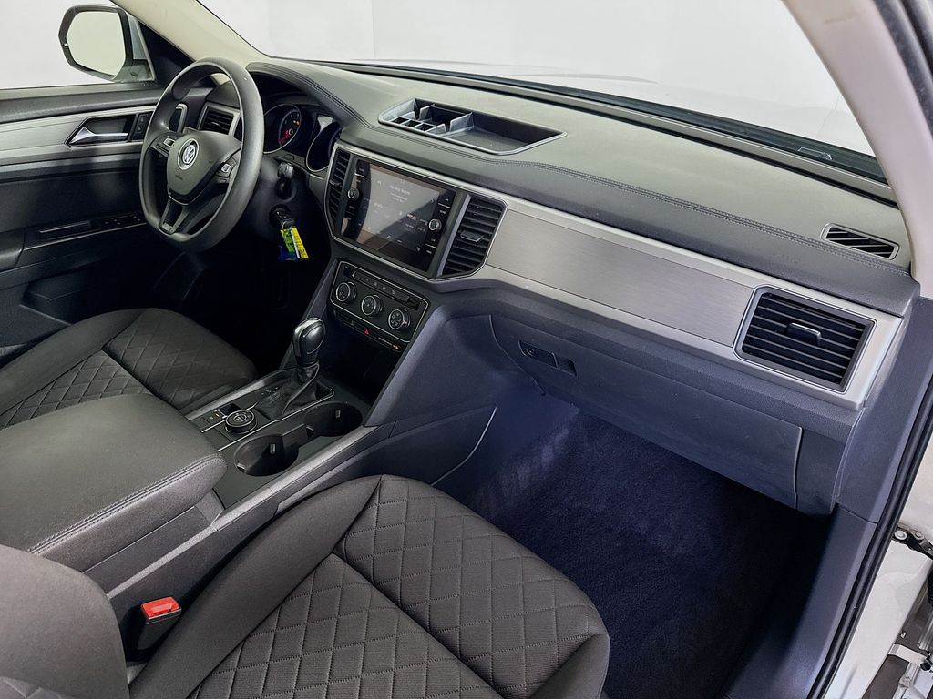 2018 Volkswagen Atlas V6 Launch Edition photo 28