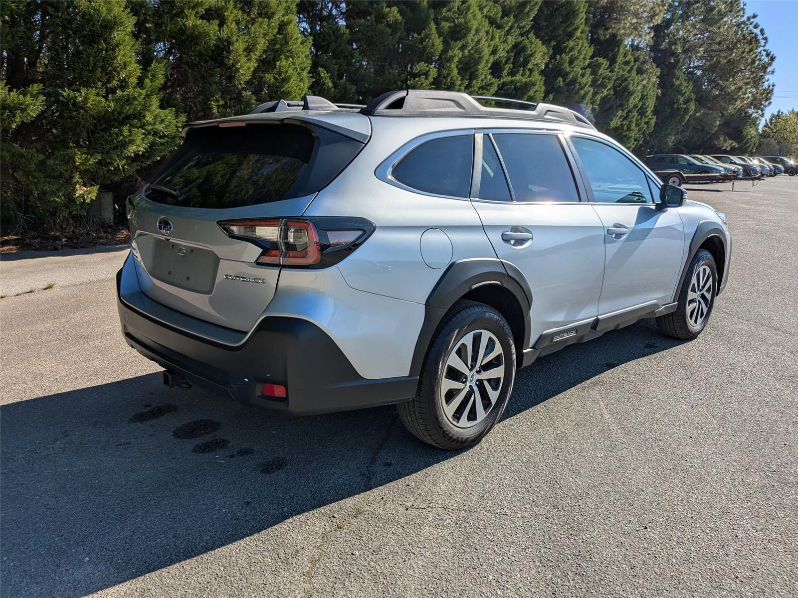 2023 Subaru Outback Premium photo 5