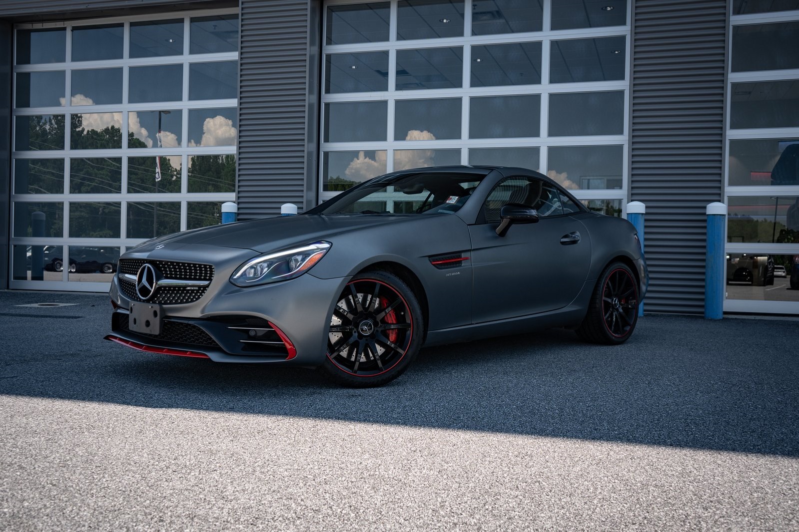 2019 Mercedes Benz SLC AMG 43 photo 2