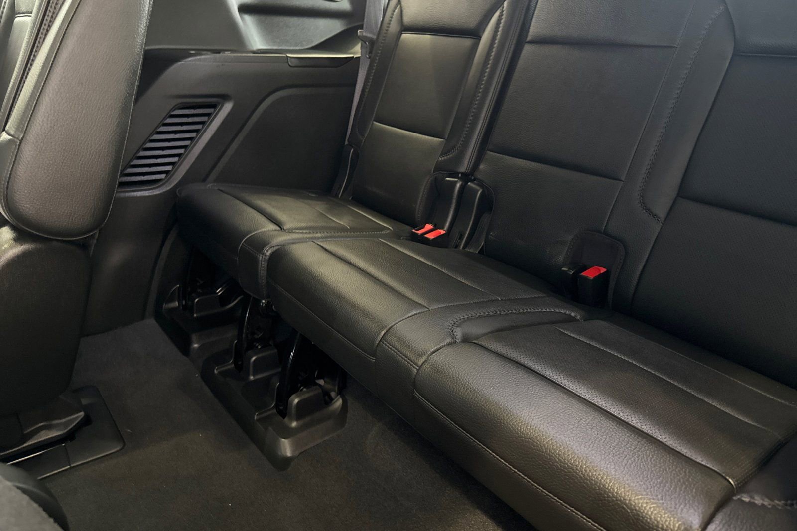 2021 Gmc Yukon Denali photo 14