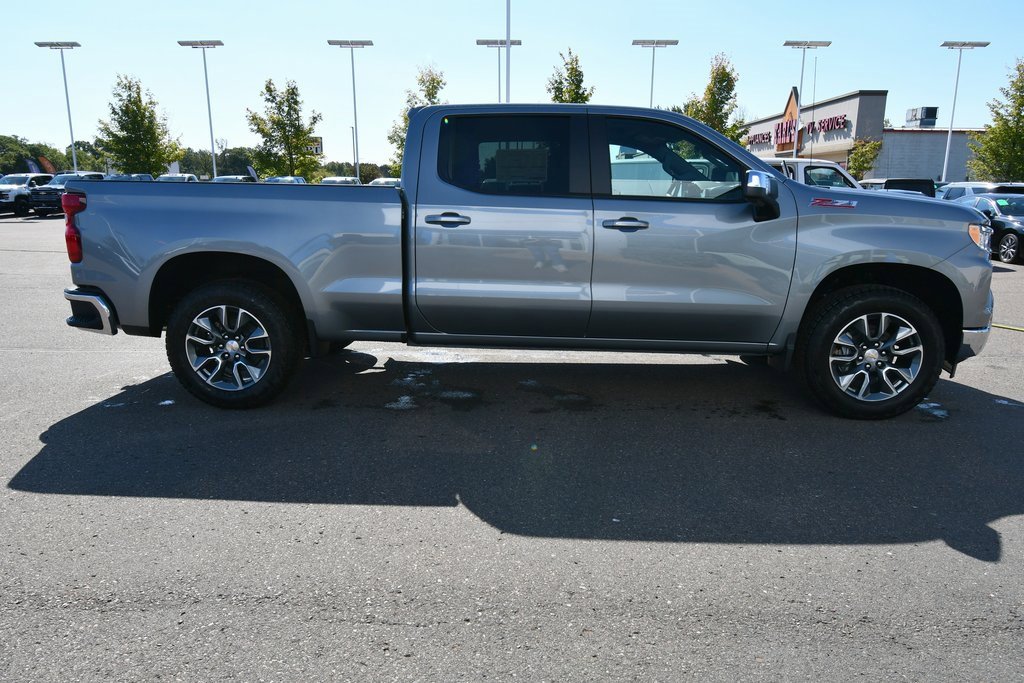 2026 Chevrolet Silverado 1500 LT photo 8