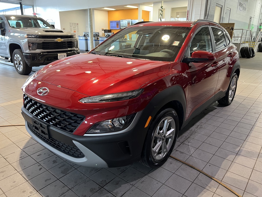 2023 Hyundai Kona SEL Ultimate photo 2