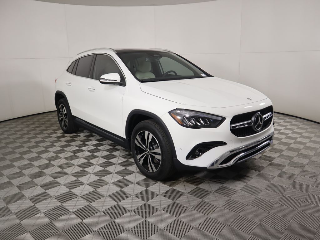 2026 Mercedes Benz GLA 250 photo 3