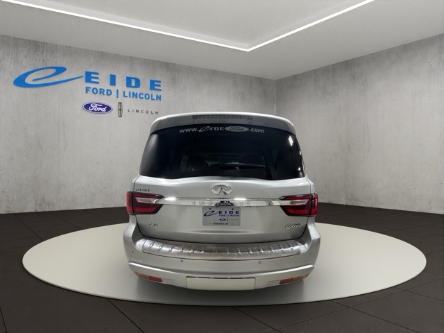 2020 Infiniti QX80 Luxe photo 2
