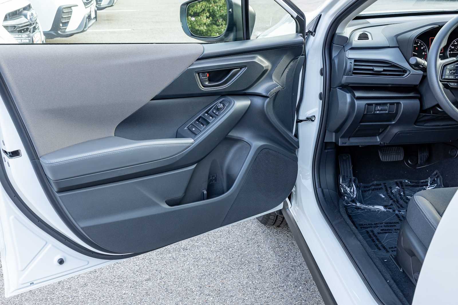 2025 Subaru Crosstrek Premium photo 6