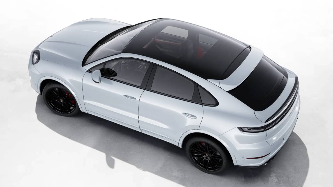 2026 Porsche Cayenne S Coupe photo 4