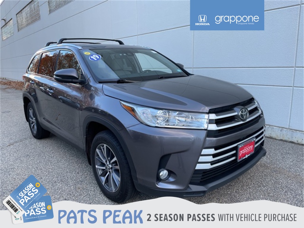 2019 Toyota Highlander XLE's photo