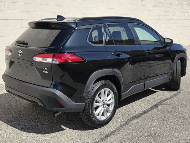 2022 Toyota Corolla Cross LE photo 5