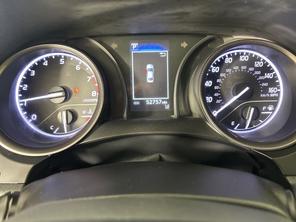 2021 Toyota Camry SE photo 26