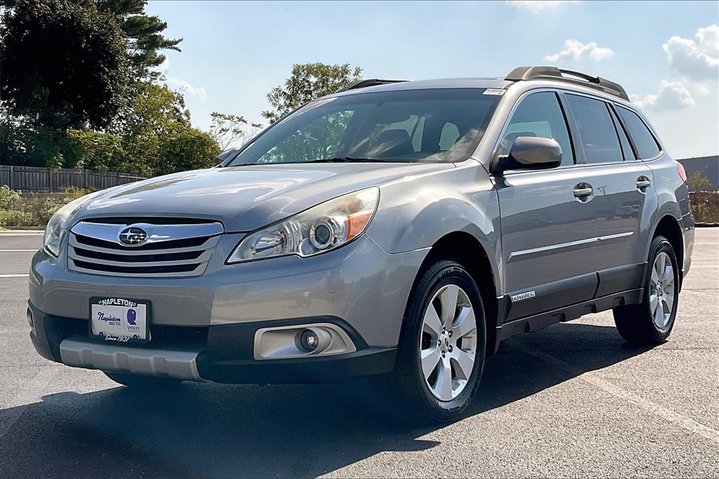 2011 Subaru Outback 2.5i photo 11
