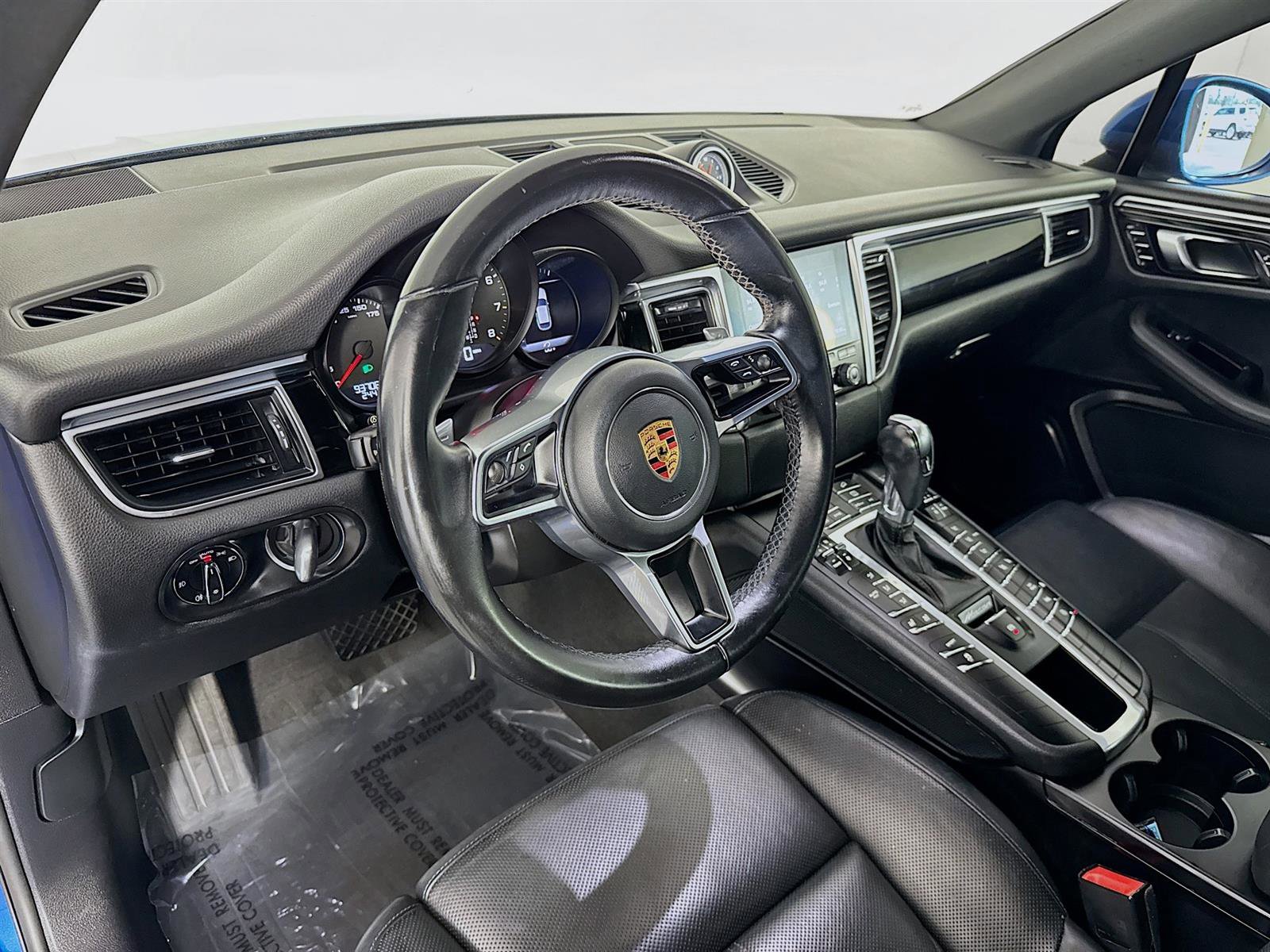 2018 Porsche Macan Base photo 9