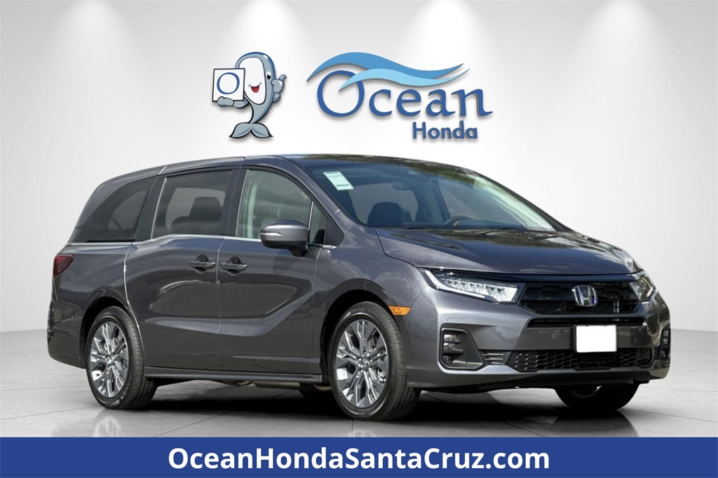 2026 Honda Odyssey Touring's photo