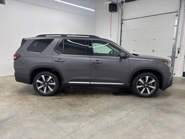 2025 Honda Pilot Elite photo 2