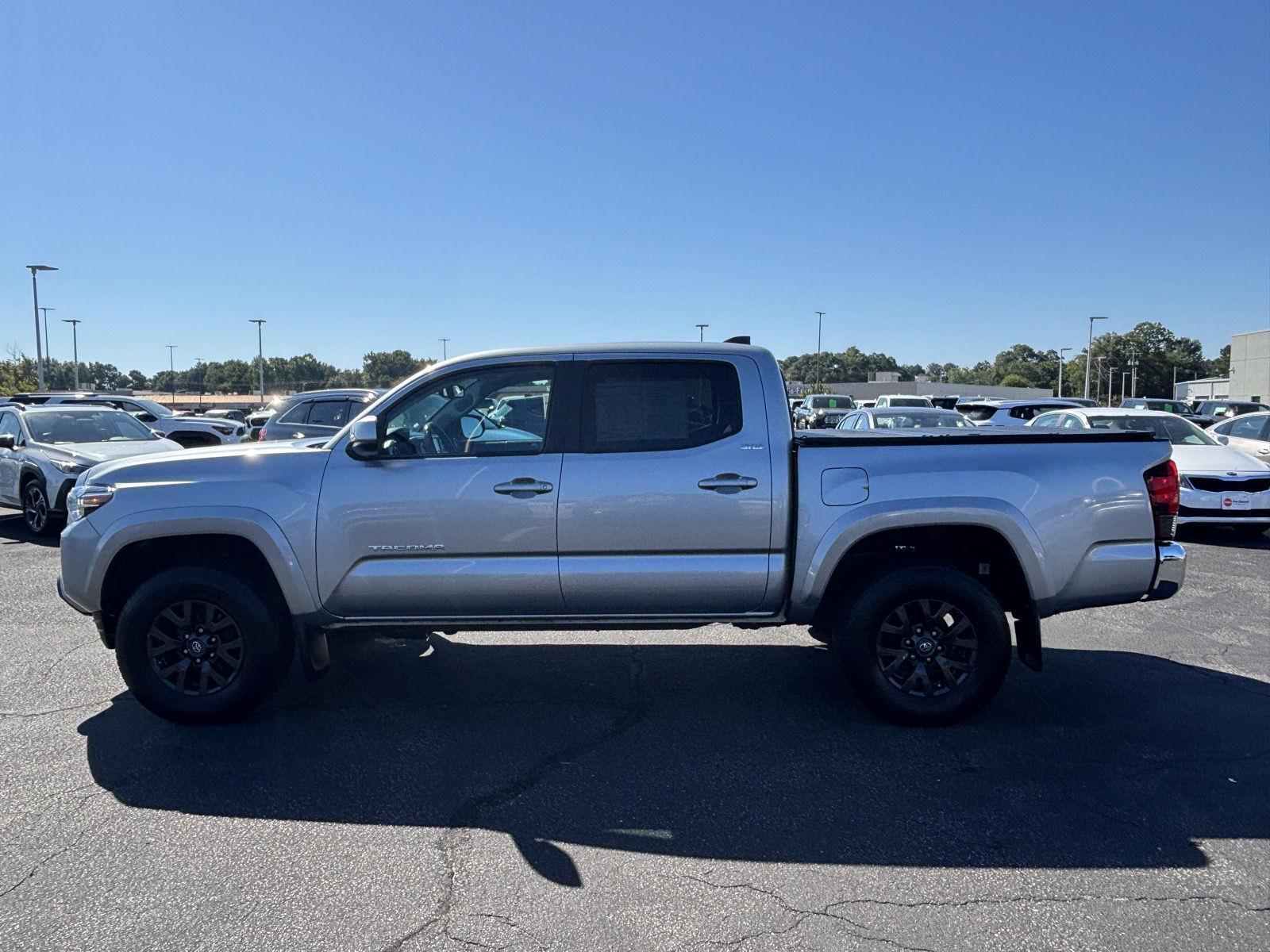 2022 Toyota Tacoma SR5 V6 photo 4