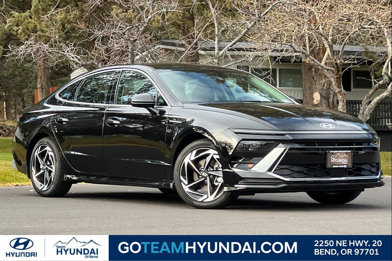 2026 Hyundai Sonata SEL's photo