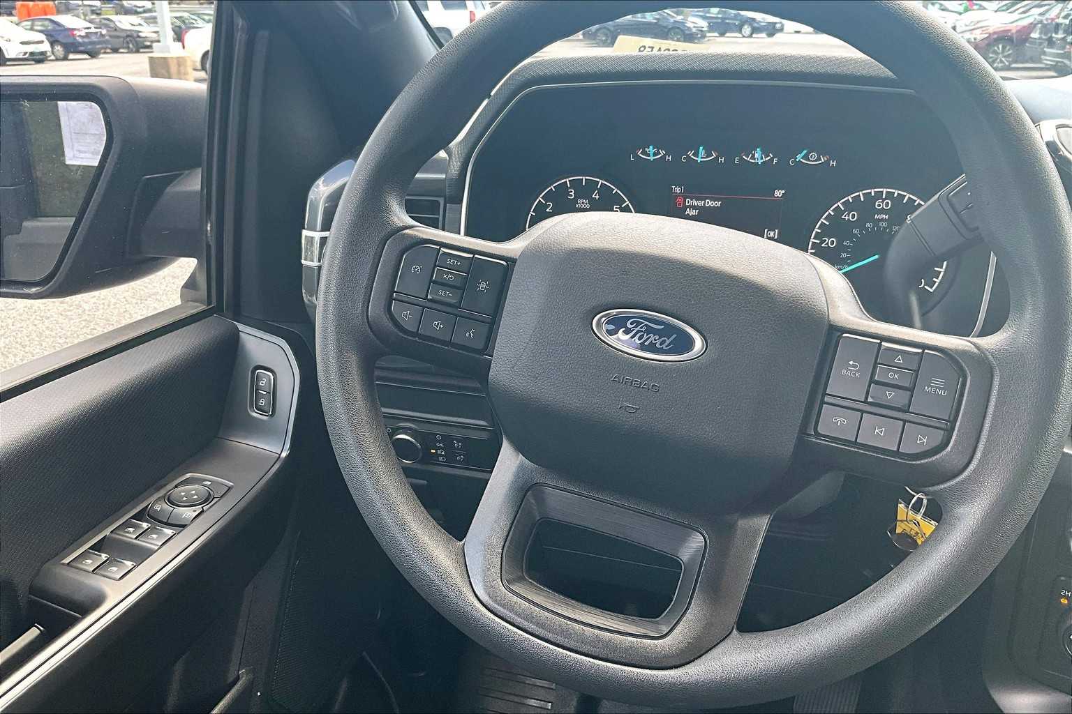 2022 Ford F-150 XL photo 14