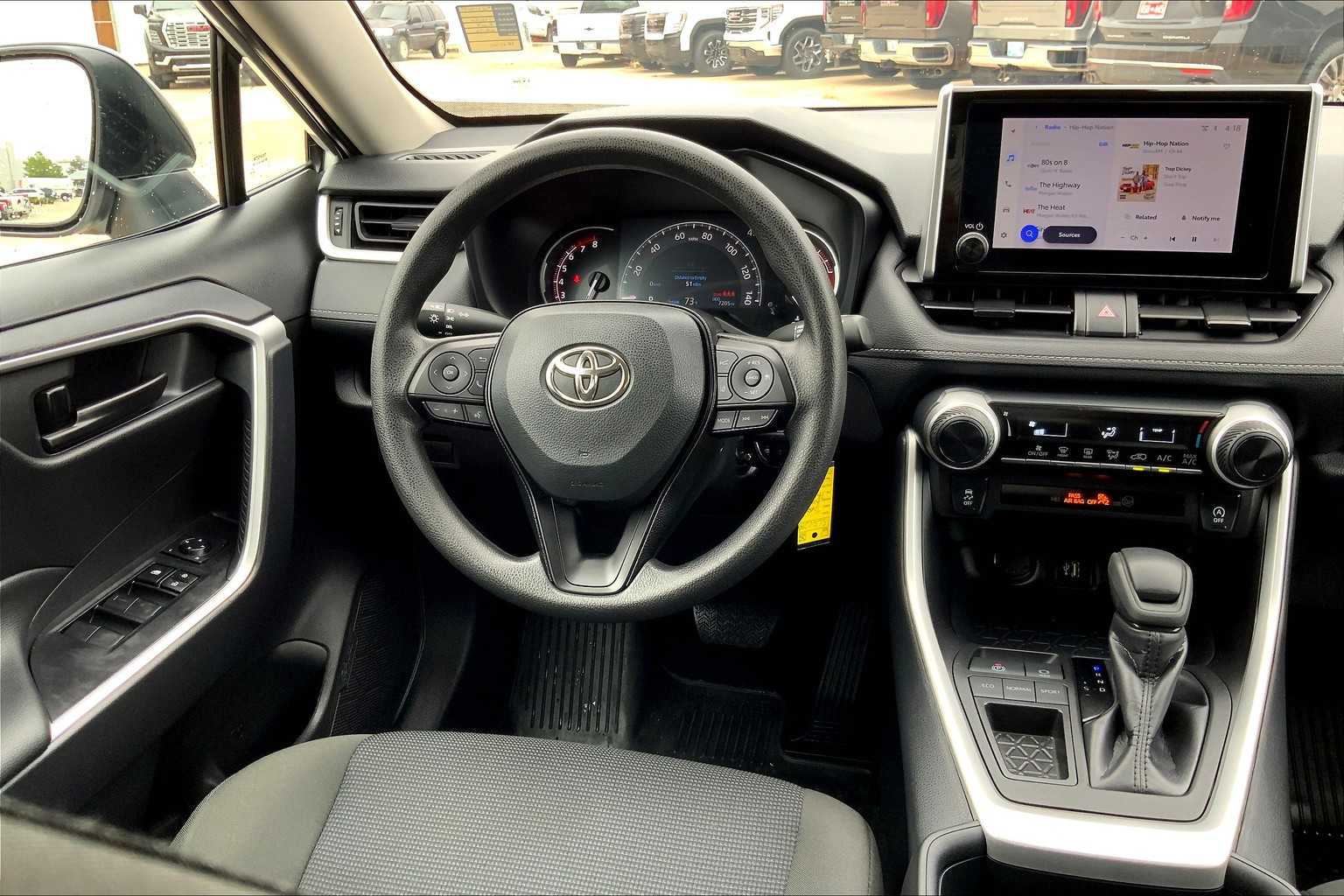 2025 Toyota RAV4 LE photo 3