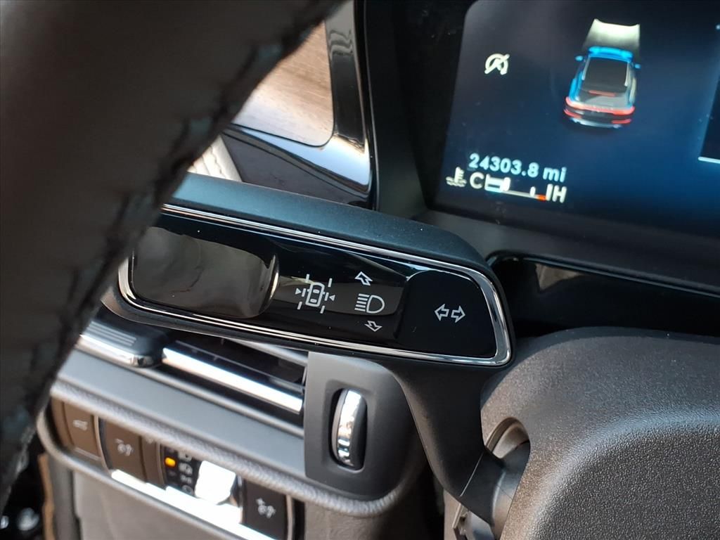 2023 LINCOLN CORSAIR - Image 17