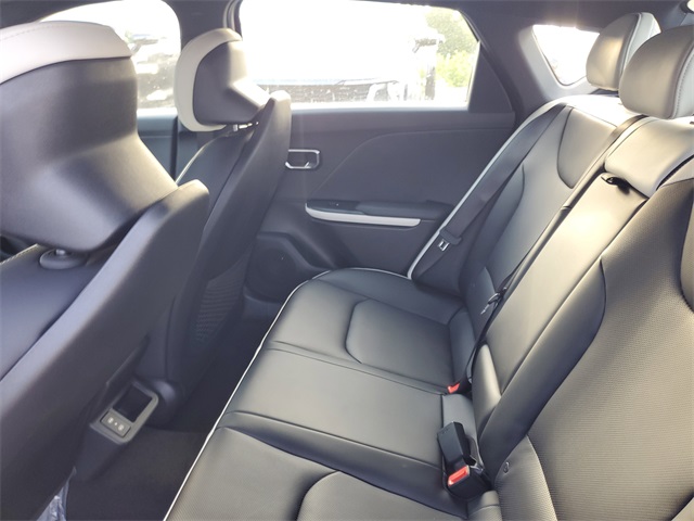 2025 Kia K4 GT-Line photo 21