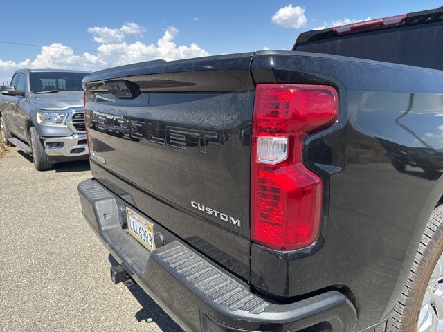 2022 Chevrolet Silverado 1500 Custom photo 11